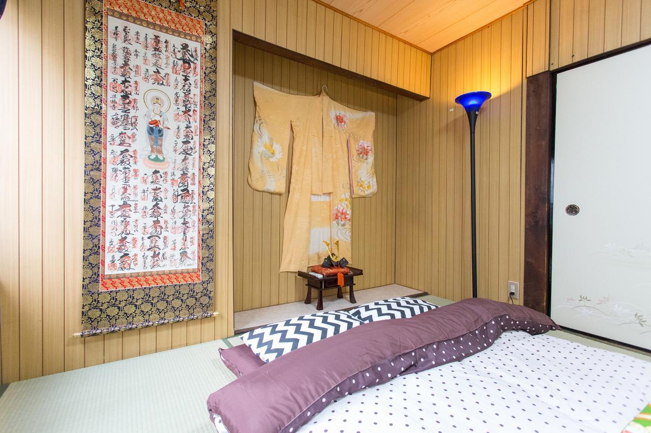 City Center 200 Years Old Traditional House Next To 2 Train Lines Kyōto Exterior foto